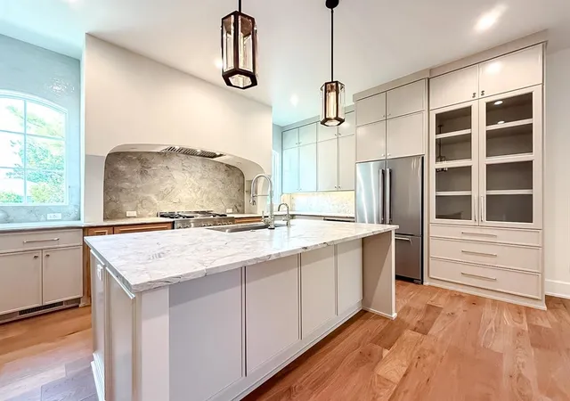 Photo 2 of Single family home for sale at 1738 Westchester Dr, Oklahoma City, OK 73120 | MLS# 1249933 | Listing updated on 2026-09-20