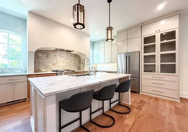 Photo 3 of Single family home for sale at 1738 Westchester Dr, Oklahoma City, OK 73120 | MLS# 1249933 | Listing updated on 2026-09-27