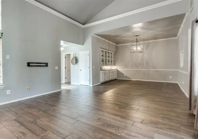 Listing Photo 5 - Condo for sale in building located at 11811 Springhollow Rd, Oklahoma City, OK 73120