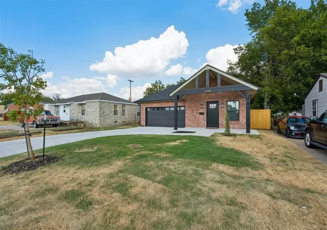 Photo 3 of Single family home for sale at 2108 S Air Depot Blvd, Oklahoma City, OK 73110 | MLS# 1249955 | Listing updated on 2026-09-20