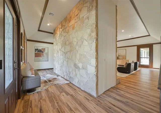 Photo 3 of Single family home for sale at 2900 Drakestone Ave, Oklahoma City, OK 73120 | MLS# 1249968 | Listing updated on 2026-10-08