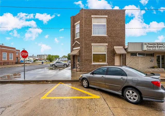 Photo 3 of Sale Pending at 201 N Noble Ave, Watonga, OK 73772 | MLS# 1249970 | Listing updated on 2026-10-07