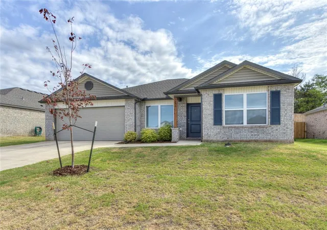 Photo 4 of Single family home for sale at 3856 Ada Ave, Harrah, OK 73045 | MLS# 1249975 | Listing updated on 2026-10-06