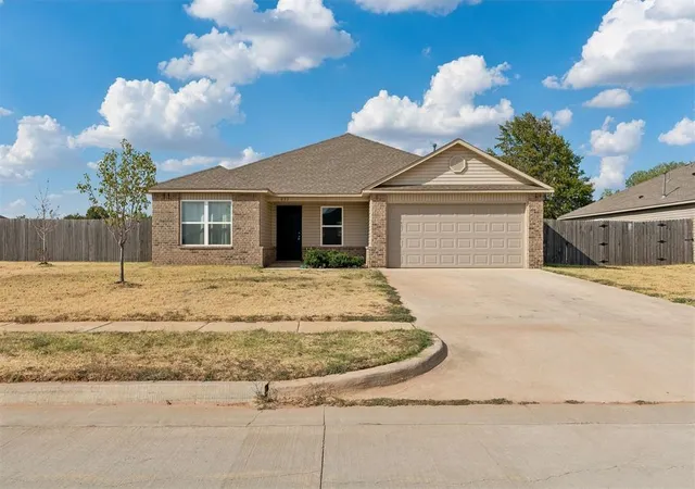 Photo 1 of Sale Pending at 637 W Ava Dr, Mustang, OK 73064 | MLS# 1249978 | Listing updated on 2026-09-25