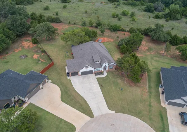 Photo 4 of Single family home for sale at 2408 Blackjack Ct, Blanchard, OK 73010 | MLS# 1249979 | Listing updated on 2026-10-05
