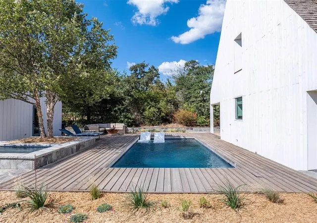 Photo 3 of Single family home for sale at 12401 N Bryant Ave, Edmond, OK 73013 | MLS# 1249984 | Listing updated on 2026-10-07