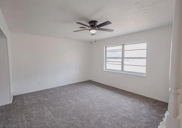 Photo 4 of Single family home for sale at 500 SW 62nd Terrace, Oklahoma City, OK 73139 | MLS# 1250011 | Listing updated on 2026-09-24