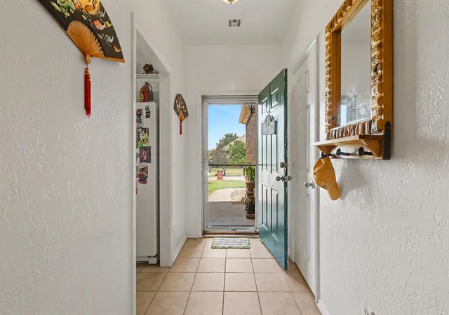 Photo 3 of Single family home for sale at 5940 Se 67th Street, Oklahoma City, OK 73135 | MLS# 1250014 | Listing updated on 2026-09-20