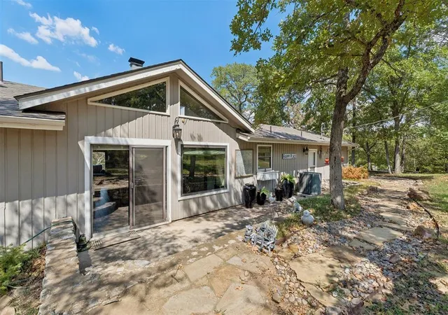 Photo 2 of Sale Pending at 4545 Chickasaw Trl, Sulphur, OK 73086 | MLS# 1250022 | Listing updated on 2026-10-14