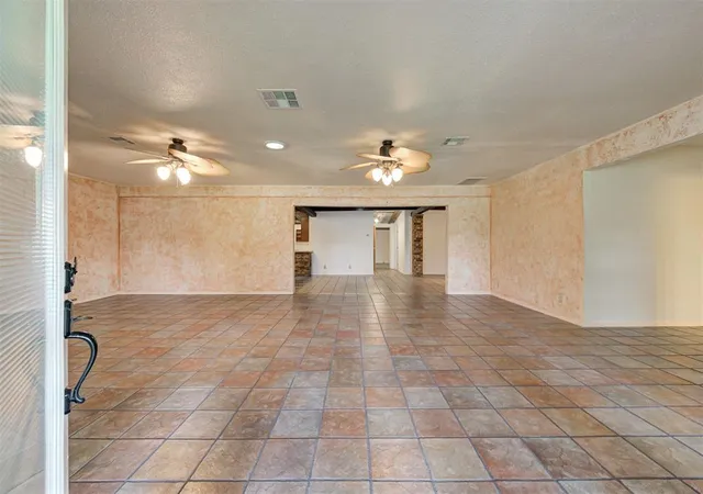 Photo 4 of Single family home for sale at 108 Wild Rose Rd, Fort Cobb, OK 73038 | MLS# 1250024 | Listing updated on 2026-09-26
