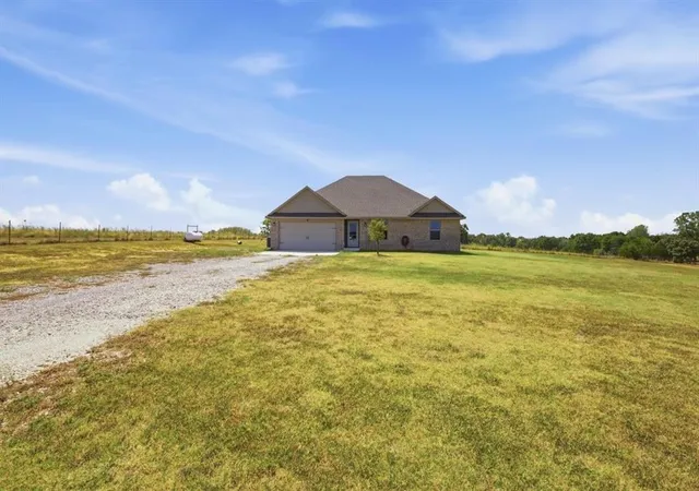 Single family home for sale at 42628 Skyview Dr, Wanette, OK 74878 | MLS# 1250032