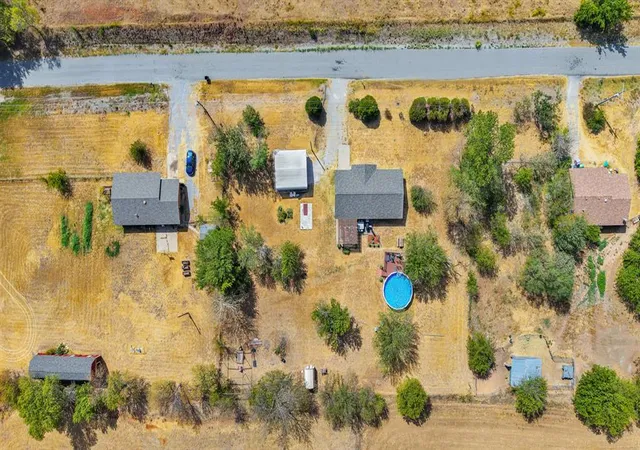 Photo 35 of Single family home for sale at 1410 County Rd 1270, Amber, OK 73004 | MLS# 1250036 | Listing updated on 2026-10-07