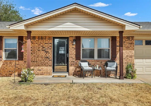 Photo 3 of Single family home for sale at 1410 County Rd 1270, Amber, OK 73004 | MLS# 1250036 | Listing updated on 2026-10-07