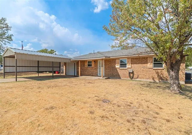 Photo 3 of Single family home for sale at 1209 1st Street, Elgin, OK 73538 | MLS# 1250050 | Listing updated on 2026-09-28
