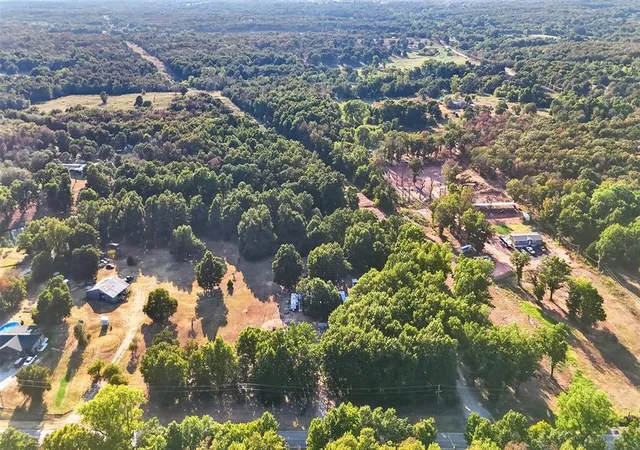 Photo 2 of Single family home for sale at 102211 S Highway 102, Mc Loud, OK 74851 | MLS# 1250059 | Listing updated on 2026-09-20