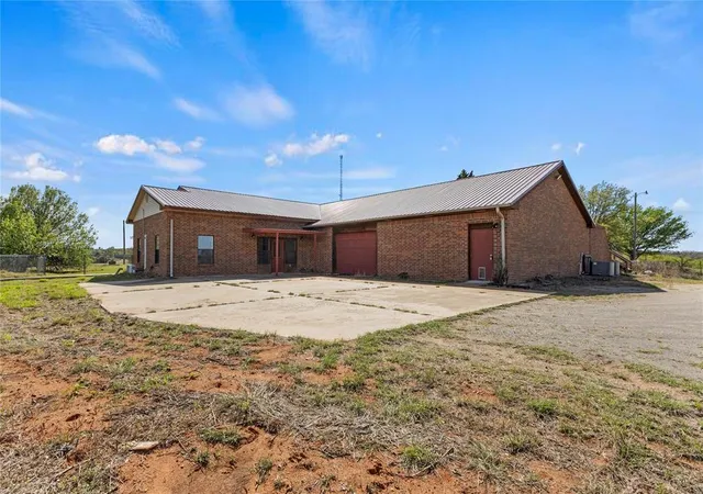 Photo 2 of Sale Pending at 12168 N Us 281 Hwy, Lookeba, OK 73053 | MLS# 1250067 | Listing updated on 2026-09-28