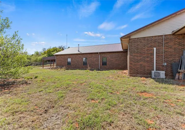 Photo 4 of Sale Pending at 12168 N US 281 Hwy, Lookeba, OK 73053 | MLS# 1250067 | Listing updated on 2026-09-28