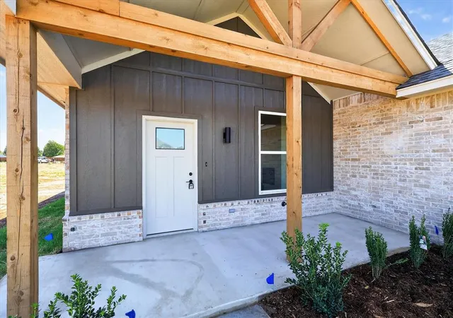 Photo 1 of Single family home for sale at 1920 Sage Valley Ter, Yukon, OK 73099 | MLS# 1250069 | Listing updated on 2026-10-21
