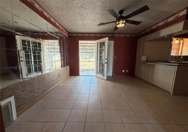 Photo 3 of Single family home for sale at 216 S 7th Street, Sentinel, OK 73664 | MLS# 1250078 | Listing updated on 2026-09-30