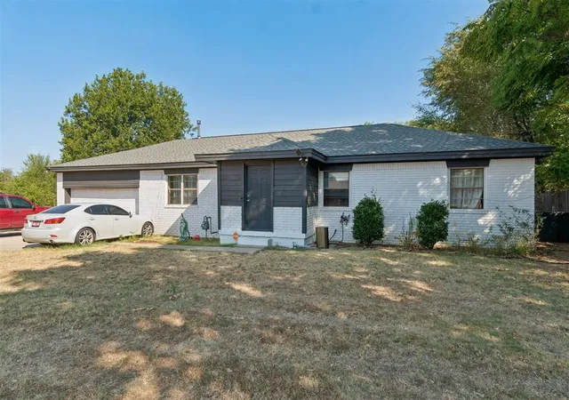 Photo 2 of Single family home for sale at 8625 Ne 17th Street, Oklahoma City, OK 73141 | MLS# 1250080 | Listing updated on 2026-10-05