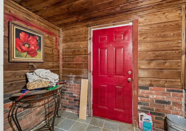 Photo 3 of Single family home for sale at 8625 Ne 17th Street, Oklahoma City, OK 73141 | MLS# 1250080 | Listing updated on 2026-10-05