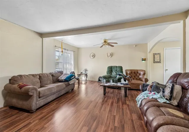 Photo 4 of Single family home for sale at 8625 NE 17th Street, Oklahoma City, OK 73141 | MLS# 1250080 | Listing updated on 2026-10-05