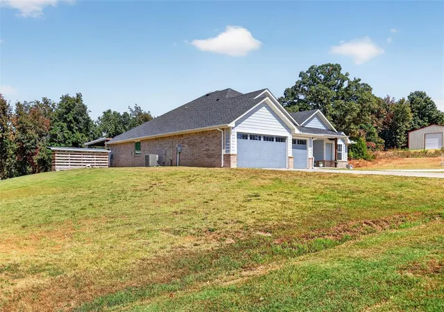 Photo 3 of Single family home for sale at 21101 SE 102nd Street, Newalla, OK 74857 | MLS# 1250087 | Listing updated on 2026-09-24