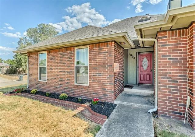 Photo 3 of Single family home for sale at 1808 Goldenrod Ln, Oklahoma City, OK 73130 | MLS# 1250089 | Listing updated on 2026-09-20