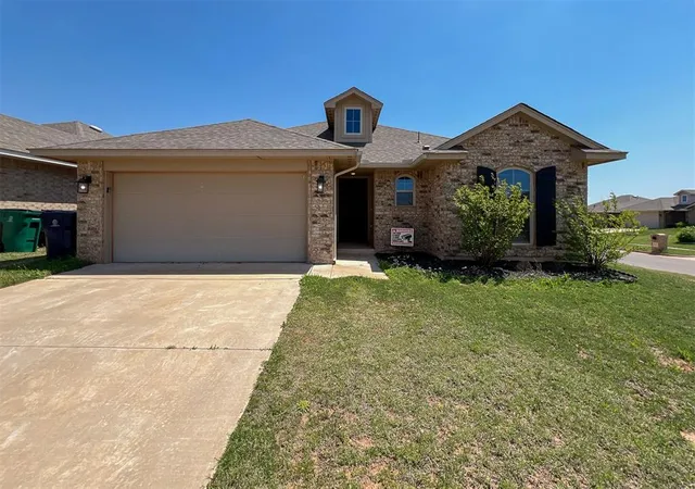 Single family home for sale at 4812 Crystal Hl Dr, Oklahoma City, OK 73179 | MLS# 1250093
