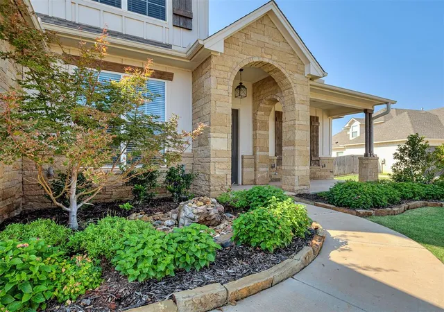 Photo 1 of Single family home for sale at 5708 Nw 158th Street, Edmond, OK 73013 | MLS# 1250150 | Listing updated on 2026-10-13