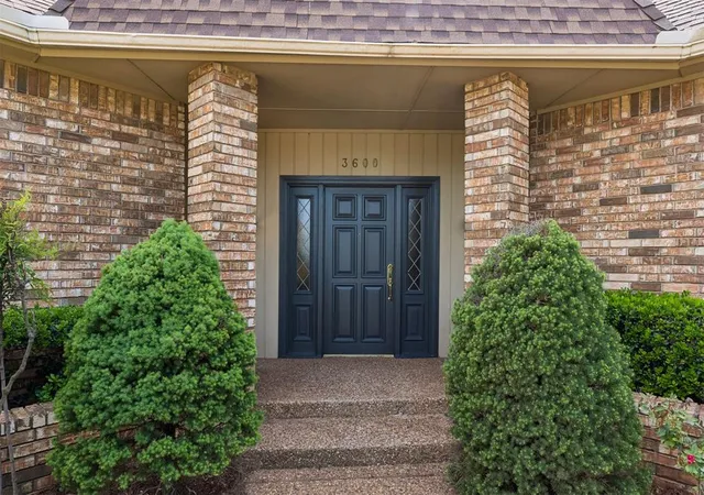Photo 3 of Single family home for sale at 3600 Chestnut Ridge Rd, Oklahoma City, OK 73120 | MLS# 1250161 | Listing updated on 2026-09-22