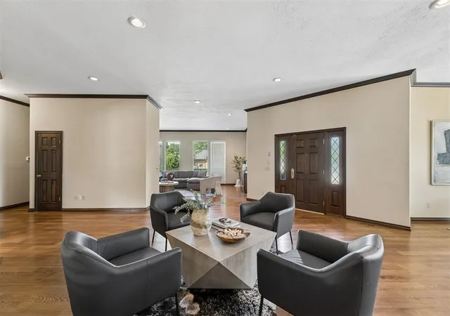 Photo 4 of Single family home for sale at 3600 Chestnut Ridge Rd, Oklahoma City, OK 73120 | MLS# 1250161 | Listing updated on 2026-09-22
