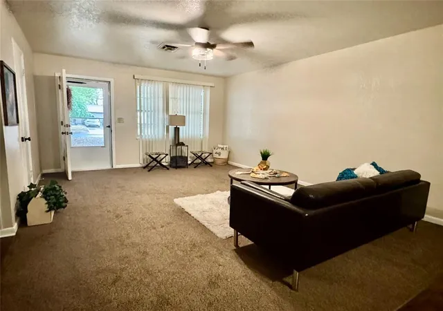 Photo 3 of Single family home for sale at 1305 S 10th Street, Chickasha, OK 73018 | MLS# 1250182 | Listing updated on 2026-09-23