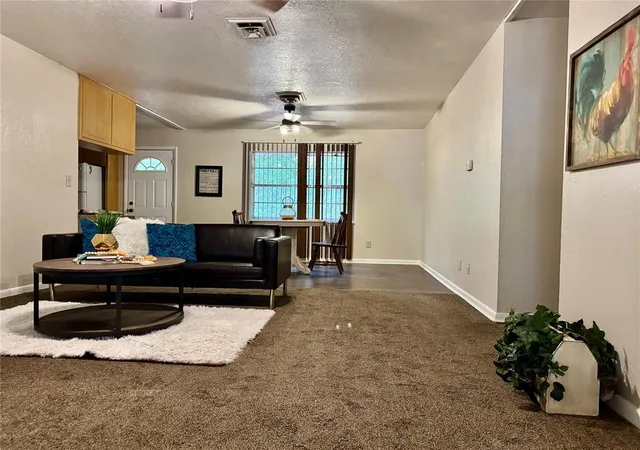 Photo 4 of Single family home for sale at 1305 S 10th Street, Chickasha, OK 73018 | MLS# 1250182 | Listing updated on 2026-09-23