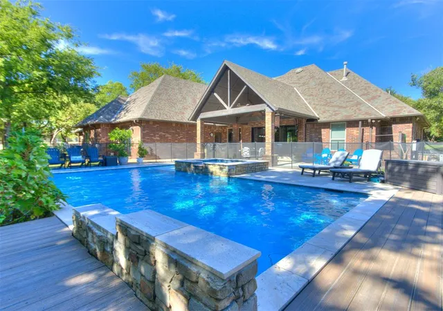 Photo 3 of Sale Pending at 2217 Crestwood Dr, Jones, OK 73049 | MLS# 1250184 | Listing updated on 2026-09-29