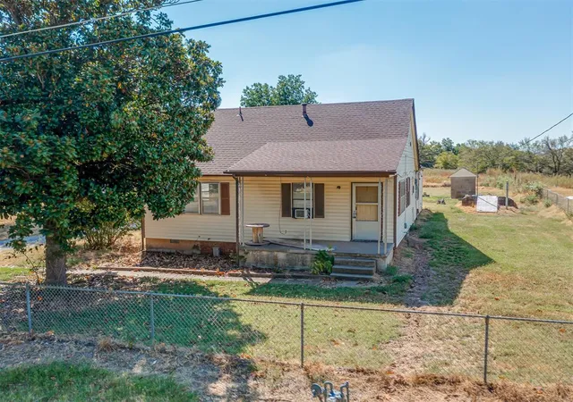 Photo 3 of Single family home for sale at 11810 E Draper Ave, Choctaw, OK 73020 | MLS# 1250187 | Listing updated on 2026-09-22