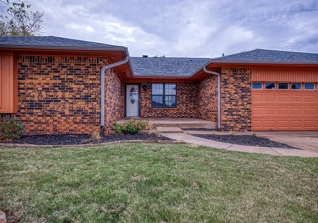 Photo 1 of Single family home for sale at 605 Hoehner Ave, Okarche, OK 73762 | MLS# 1250199 | Listing updated on 2026-09-21