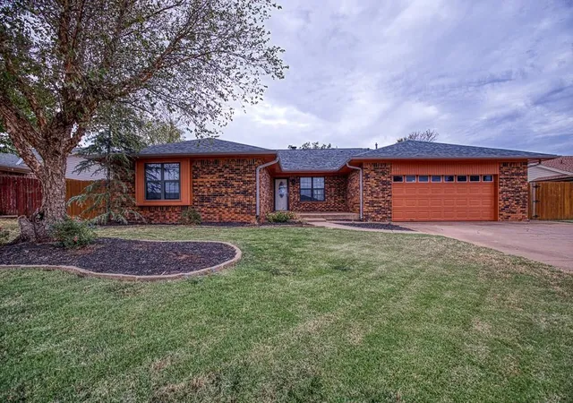 Photo 2 of Single family home for sale at 605 Hoehner Ave, Okarche, OK 73762 | MLS# 1250199 | Listing updated on 2026-09-21