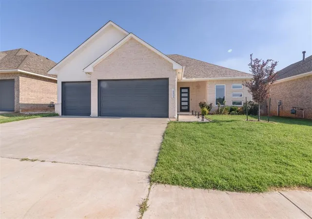 Photo 1 of Single family home for sale at 5904 Nw 158th Street, Edmond, OK 73013 | MLS# 1250203 | Listing updated on 2026-10-07
