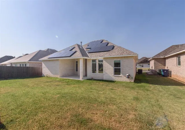 Photo 3 of Single family home for sale at 5904 NW 158th Street, Edmond, OK 73013 | MLS# 1250203 | Listing updated on 2026-10-07