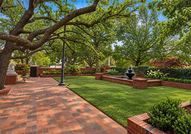 Photo 3 of Townhouse for sale at 3101 NW 63rd Street, Oklahoma City, OK 73116 | MLS# 1250235 | Listing updated on 2026-09-23