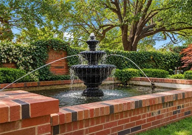 Photo 4 of Townhouse for sale at 3101 NW 63rd Street, Oklahoma City, OK 73116 | MLS# 1250235 | Listing updated on 2026-09-23