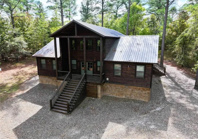 Photo 3 of Single family home for sale at 7 Mossy Oak Trl, Broken Bow, OK 74728 | MLS# 1250236 | Listing updated on 2026-10-08