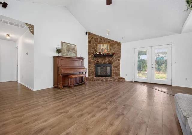 Photo 3 of Single family home for sale at 8909 NW 80th Street, Oklahoma City, OK 73132 | MLS# 1250239 | Listing updated on 2026-09-22