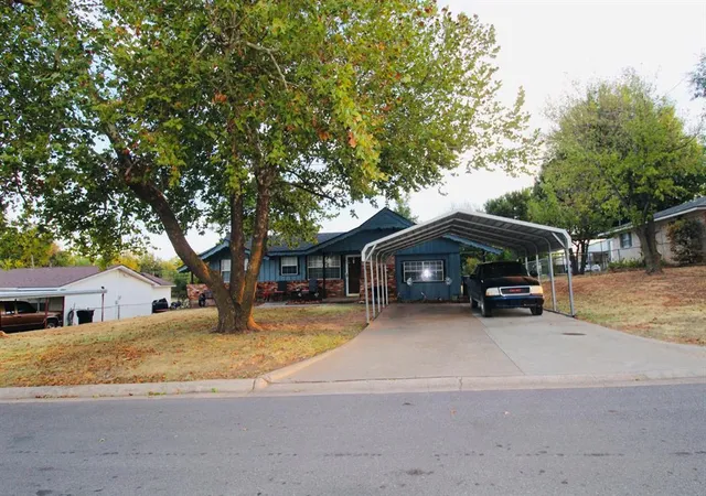 Photo 36 of Single family home for sale at 408 English Dr, Rush Springs, OK 73082 | MLS# 1250253 | Listing updated on 2026-09-22