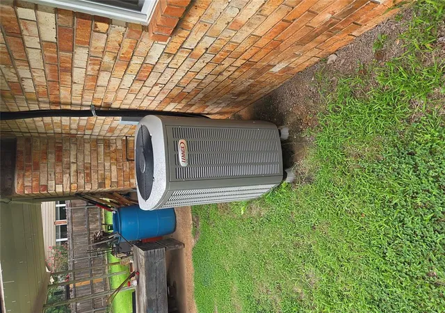 Photo 3 of Sale Pending at 2714 Forest Oaks Cir, Norman, OK 73071 | MLS# 1250256 | Listing updated on 2026-09-23