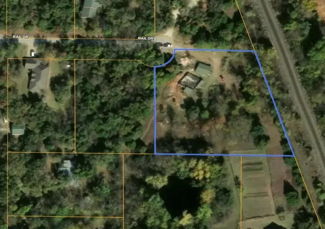 Single family home for sale at 624 Rail Dr, Edmond, OK 73025 | MLS# 1250258