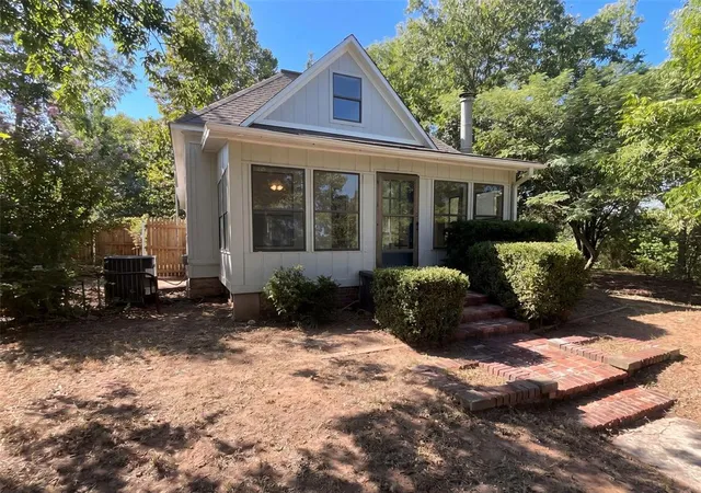 Single family home for sale at 323 W 7th Street, Chandler, OK 74834 | MLS# 1250264