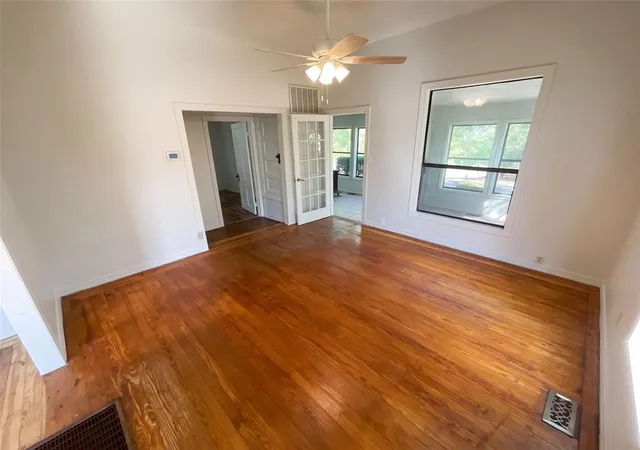 Photo 3 of Single family home for sale at 323 W 7th Street, Chandler, OK 74834 | MLS# 1250264 | Listing updated on 2026-09-25