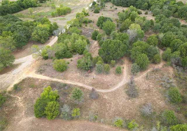 Photo 3 of Single family home for sale at 19549 W Us Hwy 70, Lone Grove, OK 73443 | MLS# 1250276 | Listing updated on 2026-10-05